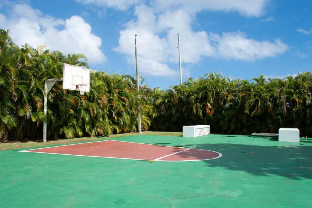 Vistas Apartment @ Puerto Nuevo Beach Vega Baja Εξωτερικό φωτογραφία